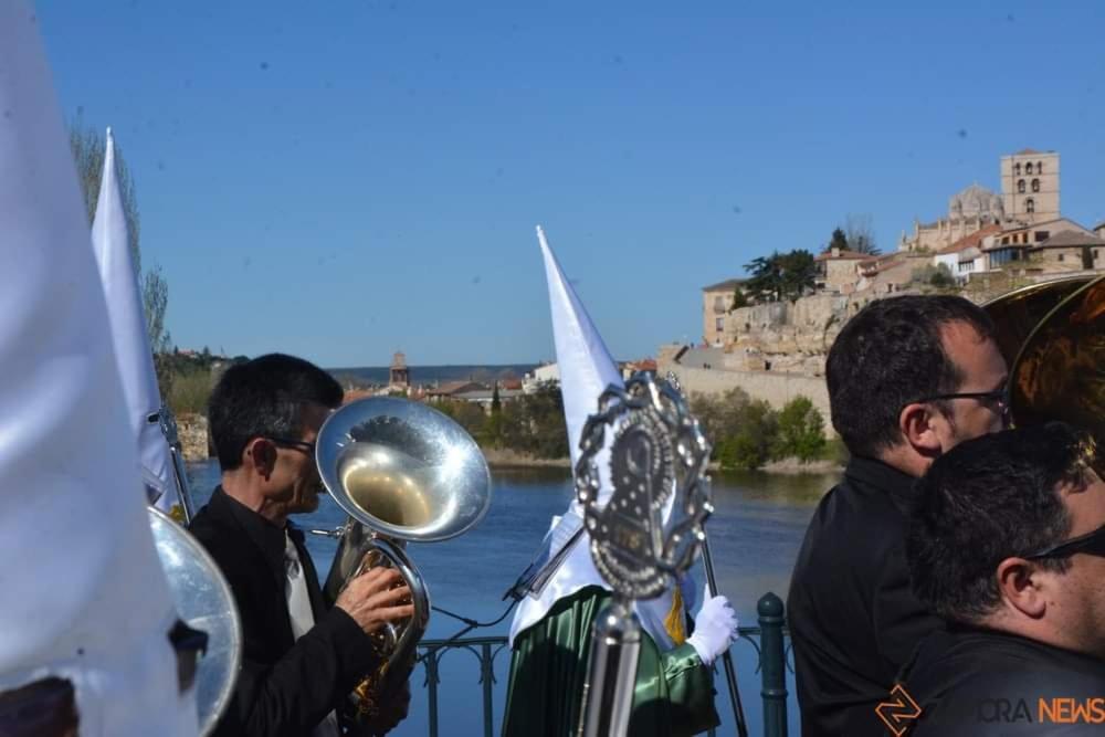 A Los Ojos Del Rio Duero Zamora Luaran gambar